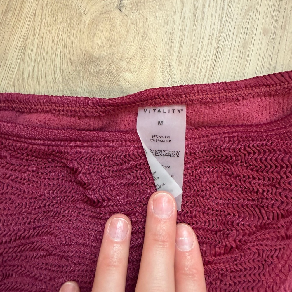 Elegant Textured Bikini Set in Burgundy - Picture 2 of 6